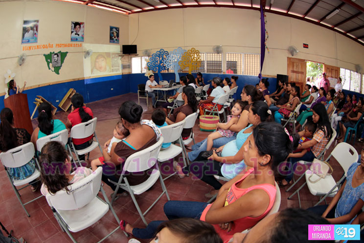 Mujeres de Boaco salen a las calles a celebrar programas socioeconómicos que impulsa el Buen Gobierno